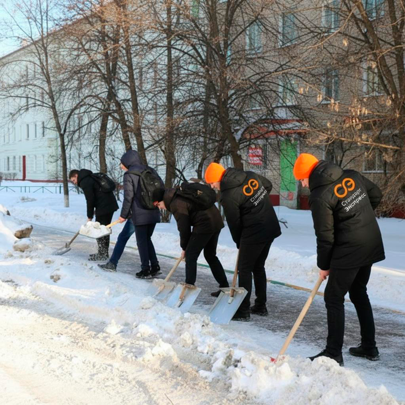 Уборка снега с крыш и территорий в Лахденпохье